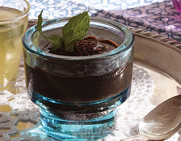 Crème brûlée with ETİ Milk Chocolate