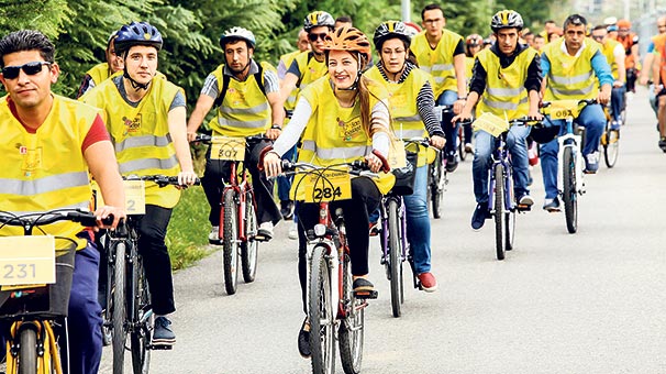 Eti Çalışanları Sarı Bisiklete Bindi