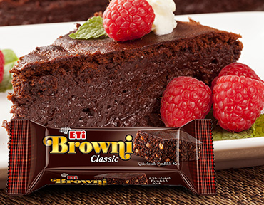 Frambuazlı Eti Browni Pasta Tarifi